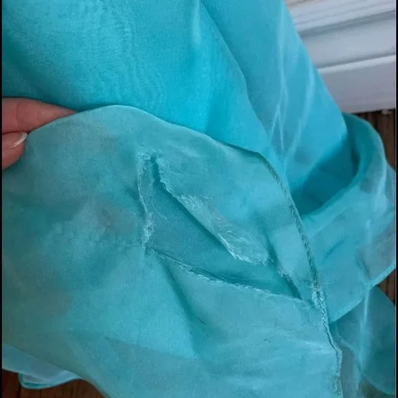 Prom dress - Picture 3 of 4